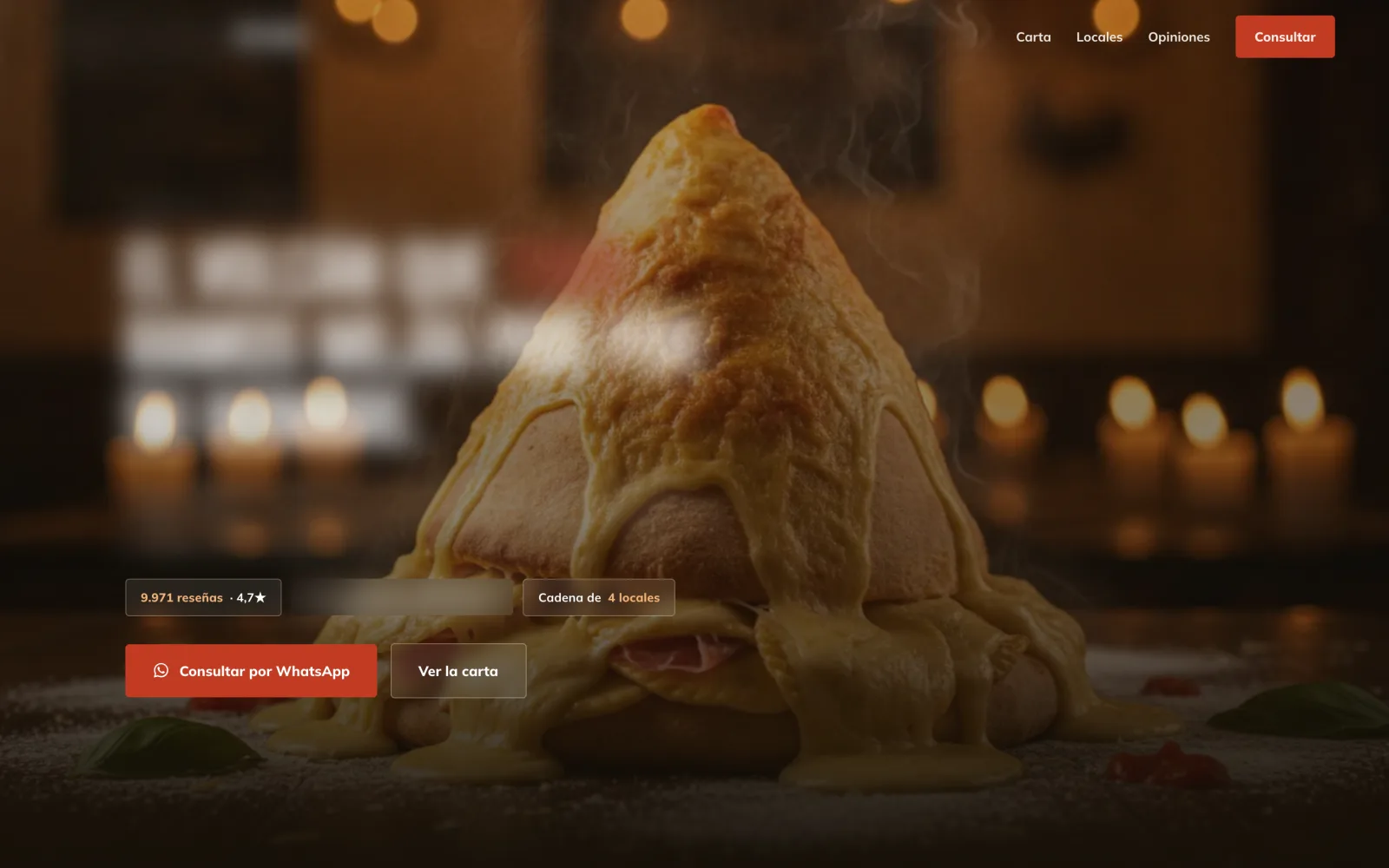 Landing para una pizzería napolitana con pastas caseras, con el titular sobre su plato insignia en forma de volcán, pedido por su nombre en todo el barrio, mostrando una pizza cónica rellena con el queso derretido cayendo por los costados, velas encendidas de fondo y harina sobre la mesa.